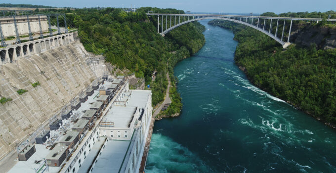 The Technology Behind Niagara Falls’ Massive Electricity Production